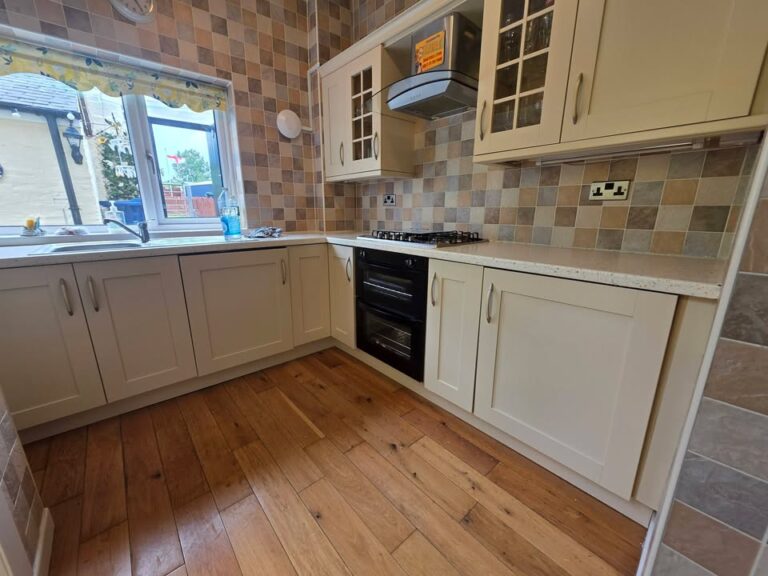 Spray Granite kitchen by Re-Sprayit